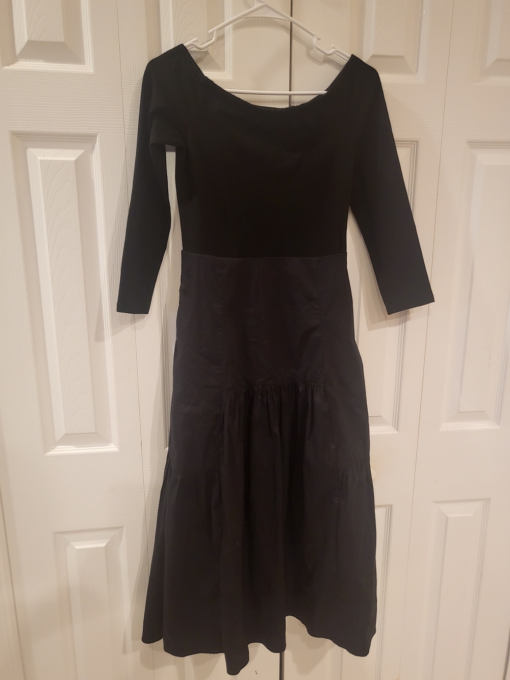 Tuckernuck Black Marissa Off-The-Shoulder Mixed Media Midi Dress Small
